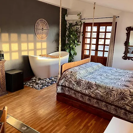 Antico Casale Formica Bed & Breakfast *